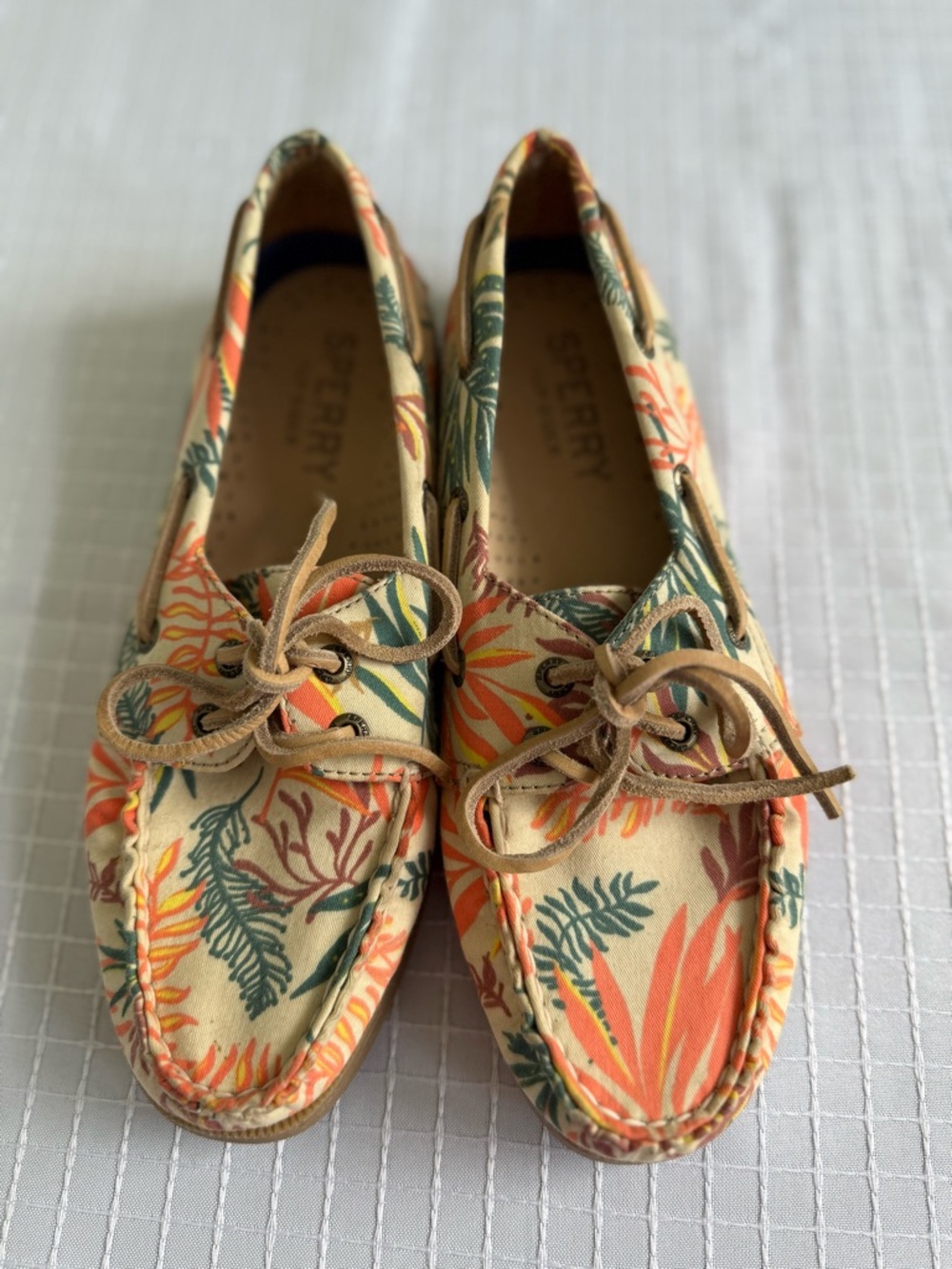 Sperry Women’s Floral Canvas Moccasins - Cream with Coral & Green